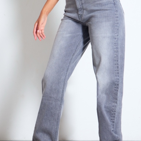 PrettyLittleThing Gray Flare Jeans 12 TALL - Picture 1 of 3